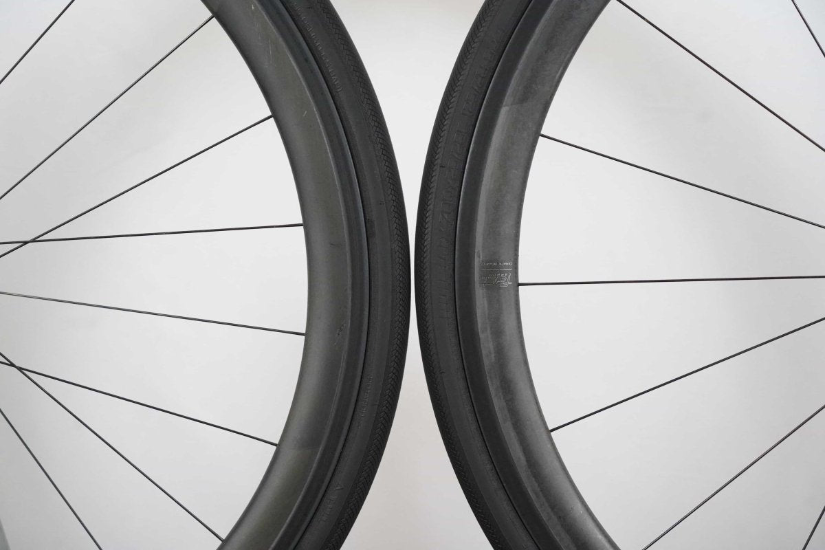Roval CLX 40 Carbon Clincher Rim Brake Wheelset Shimano/SRAM 11 Speed CLX40