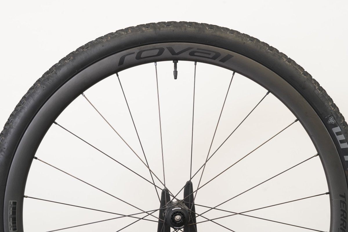 Roval Terra CL Carbon Tubeless Clincher Disc Brake Wheelset Shimano/SRAM 11 Speed