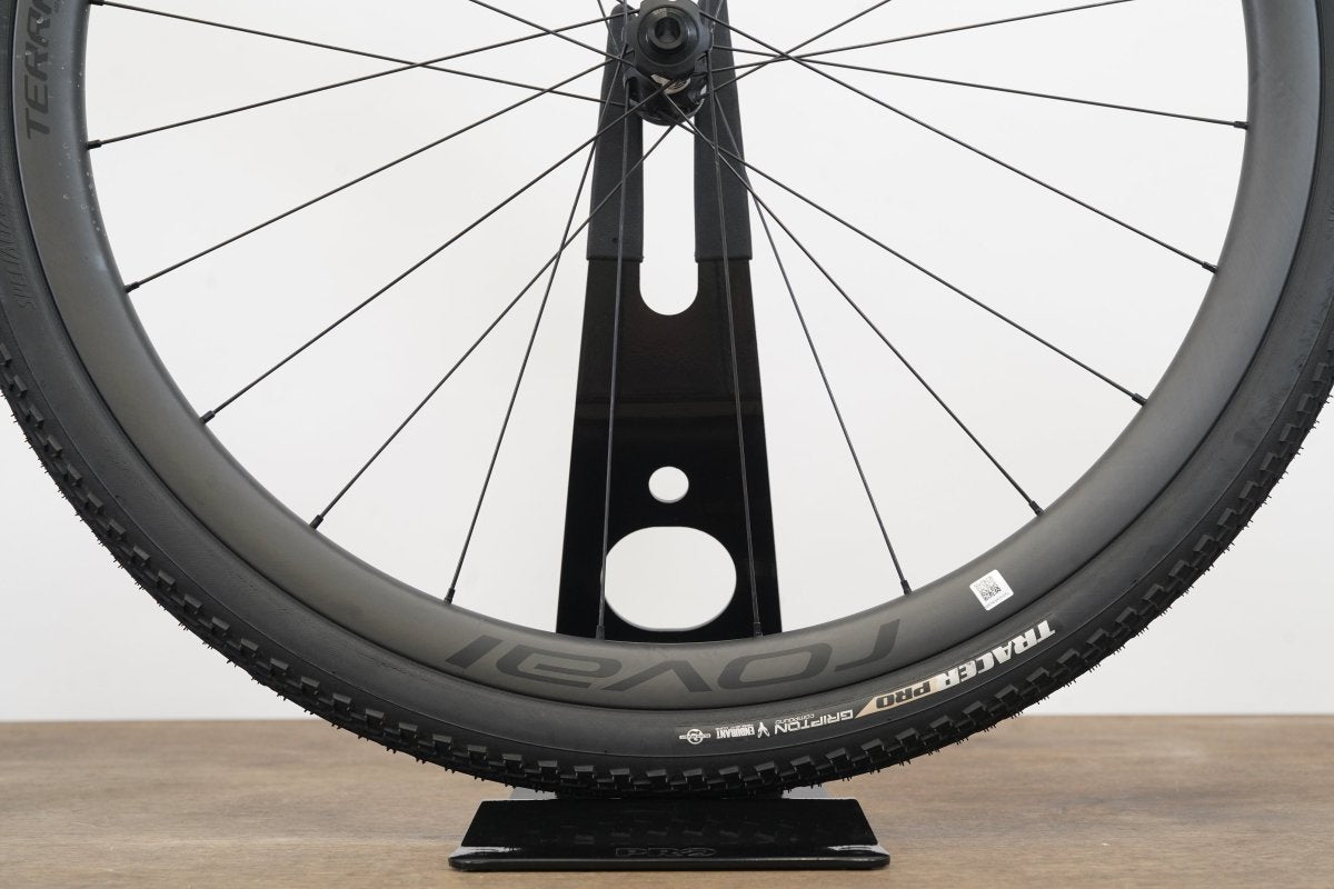 Roval Terra CL Carbon Tubeless Clincher Disc Brake Wheelset Shimano/SRAM 11 Speed