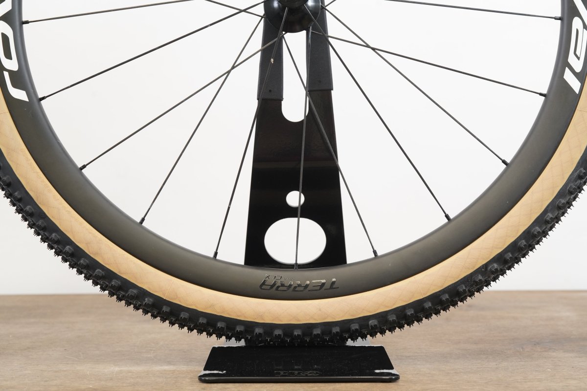 Roval Terra CLX Carbon Tubeless Clincher Disc Brake Wheelset SRAM XDR 12 Speed