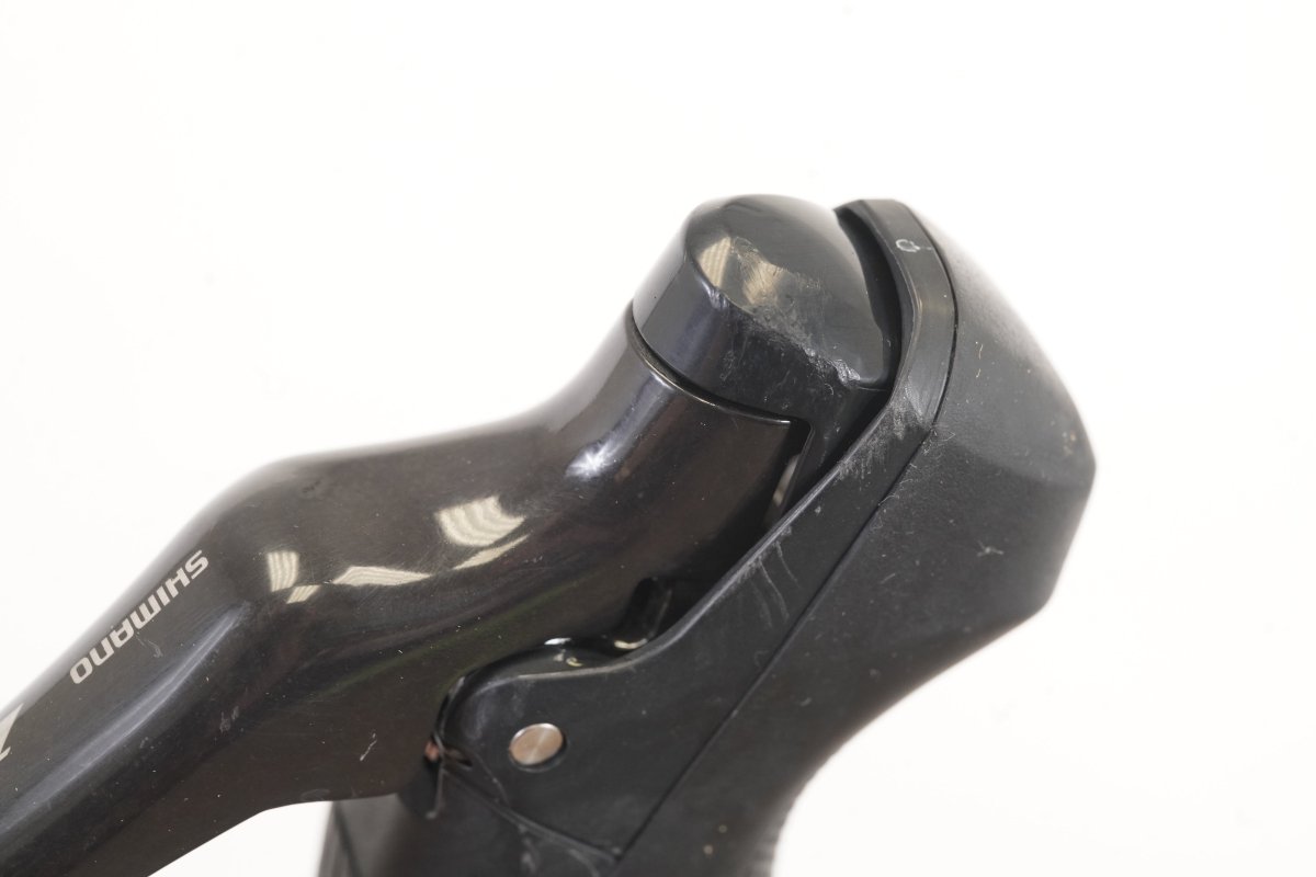 Shimano 105 ST-R7000 11 Speed Mechanical Rim Brake Shifters 7000