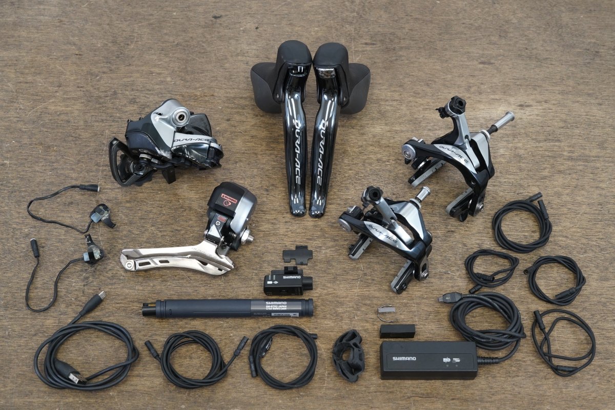 Shimano Dura-Ace 9070 Di2 11 Speed Electronic Rim Brake Road Groupset 9070