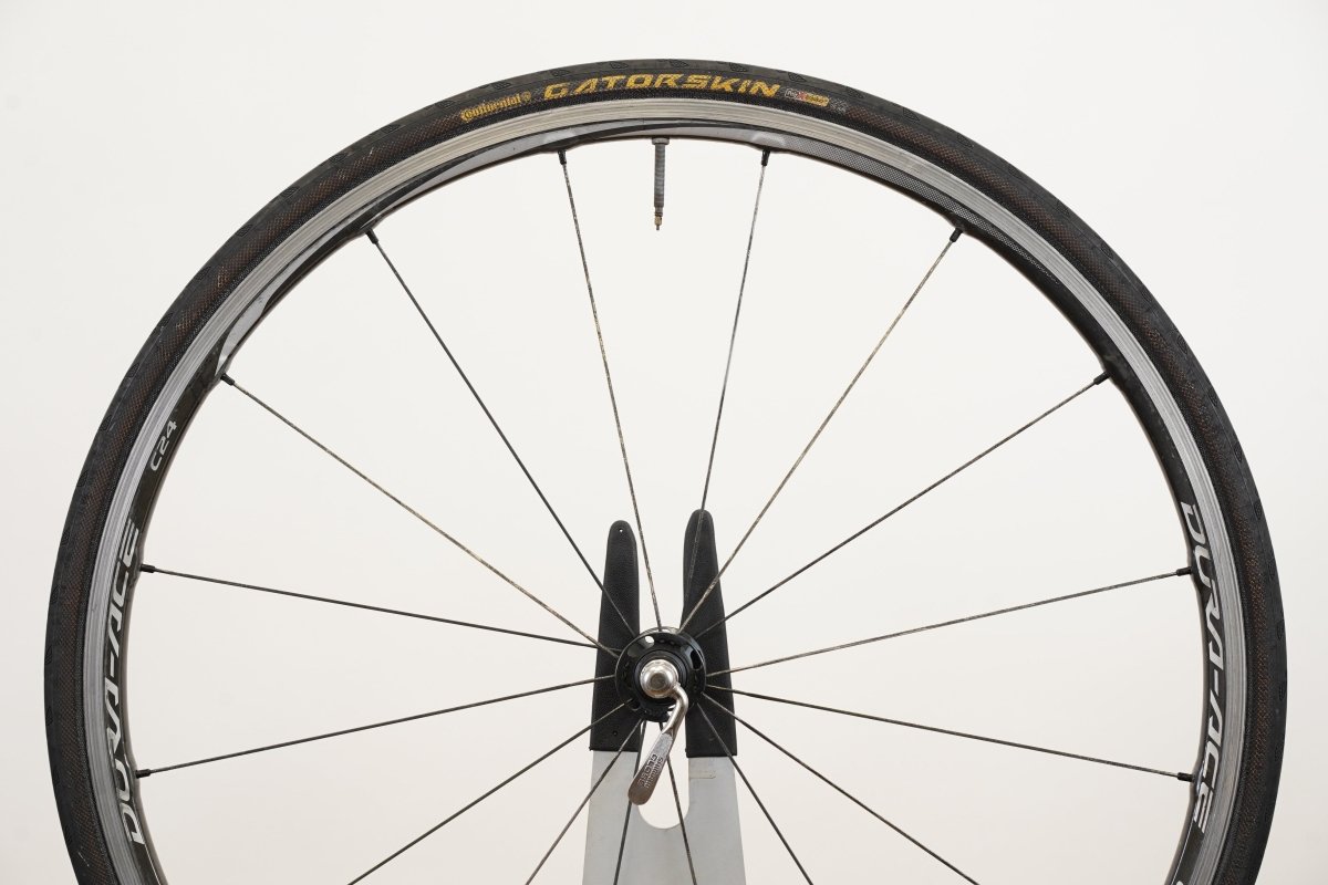 Shimano Dura-Ace WH-9000 C24 Carbon Clincher Rim Brake Wheelset 11 Speed