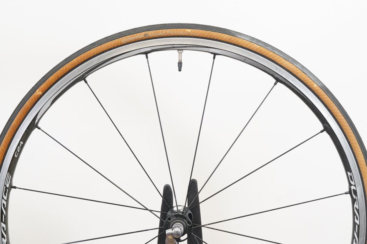 Shimano Dura-Ace WH-9000 C24 Carbon Clincher Rim Brake Wheelset 11 Speed
