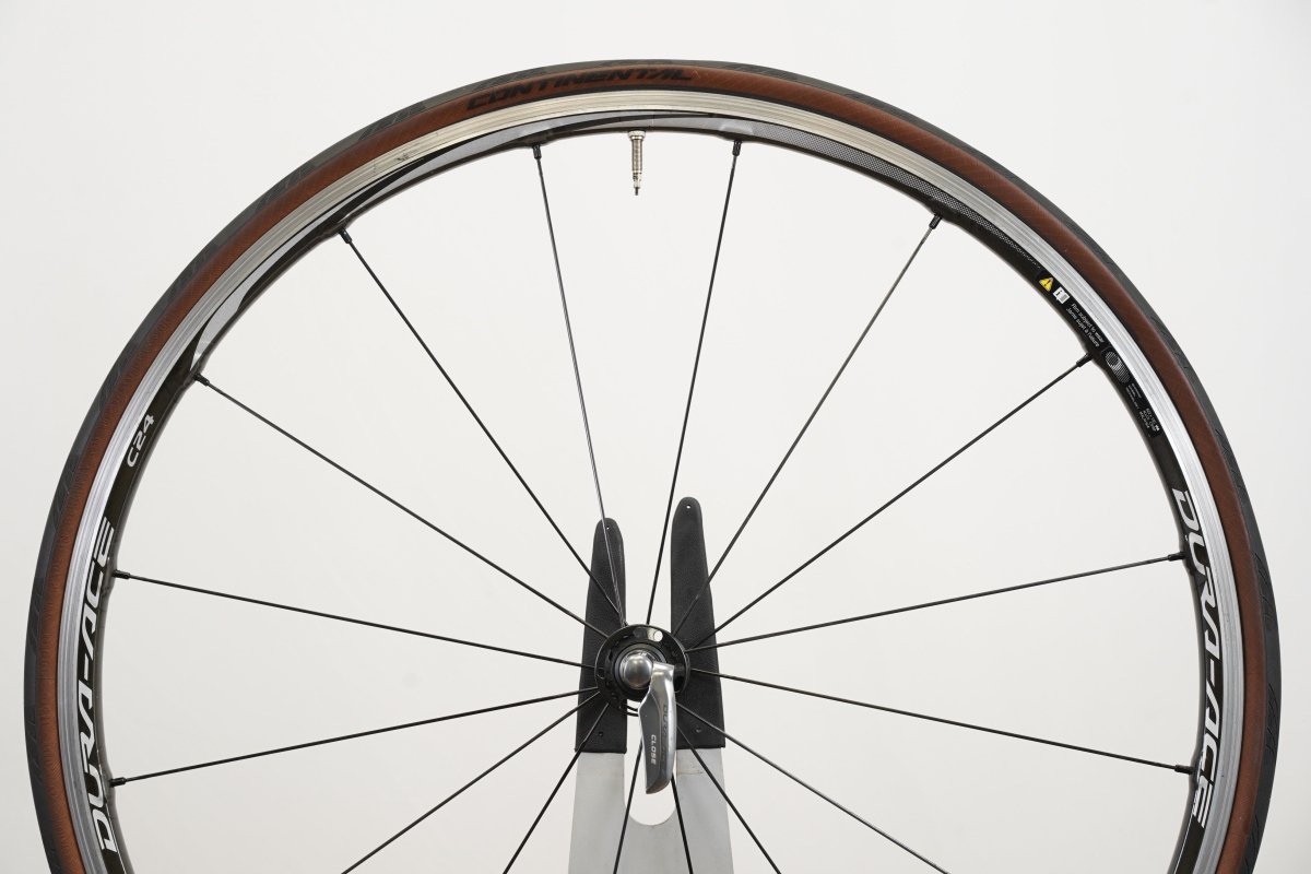 Shimano Dura-Ace WH-9000 C24 Carbon Clincher Rim Brake Wheelset 11 Speed