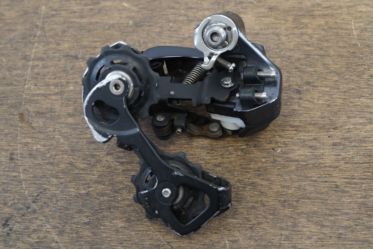 Shimano Ultegra 6870 Di2 11 Speed Electronic Rim Brake Groupset