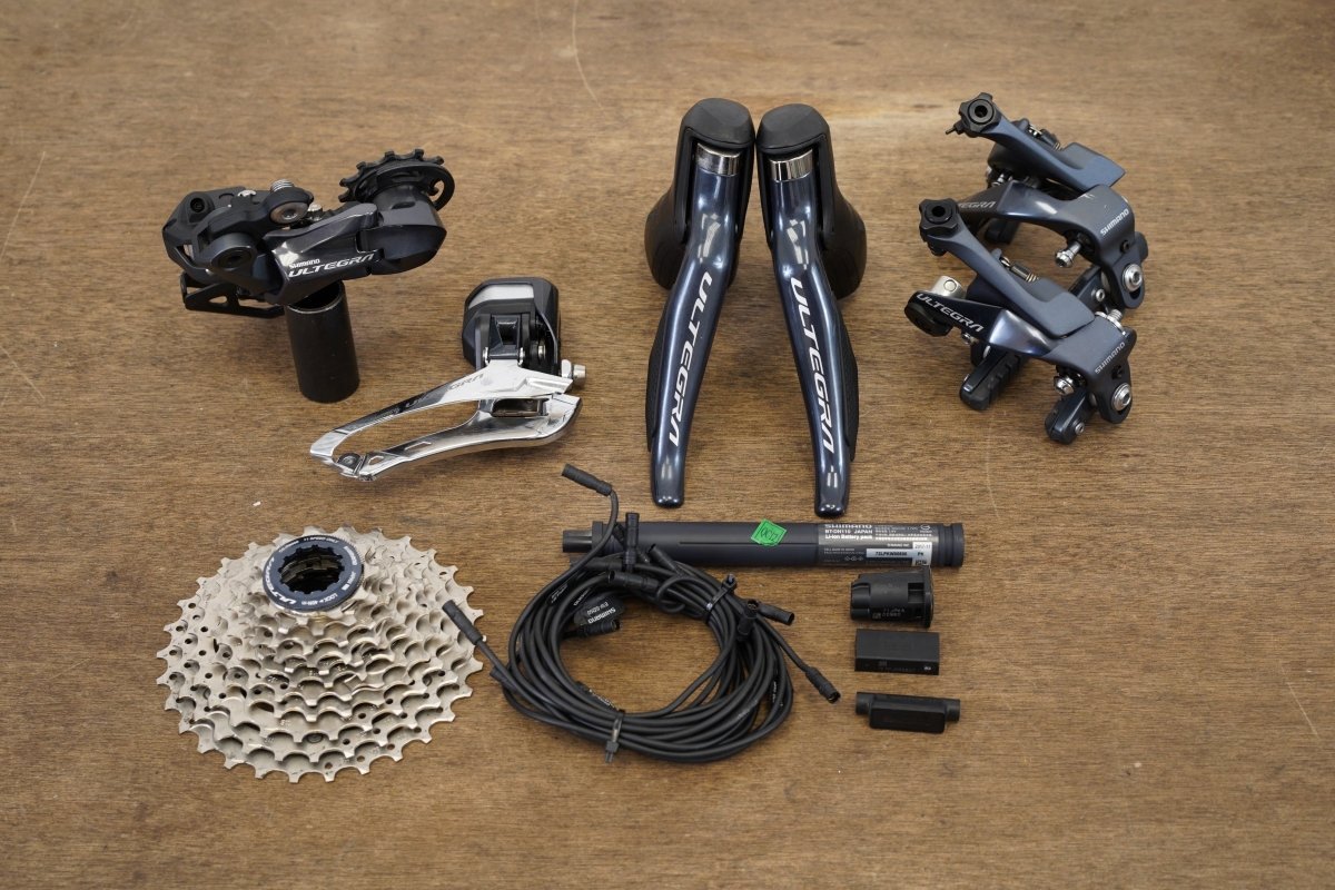 Shimano Ultegra R8050 Di2 11 Speed Electronic Direct Mount Rim Road Groupset 8050