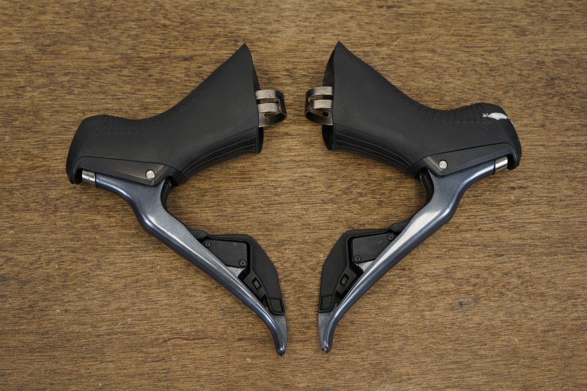 Shimano Ultegra R8050 Di2 11 Speed Electronic Rim Brake Road Groupset 8050