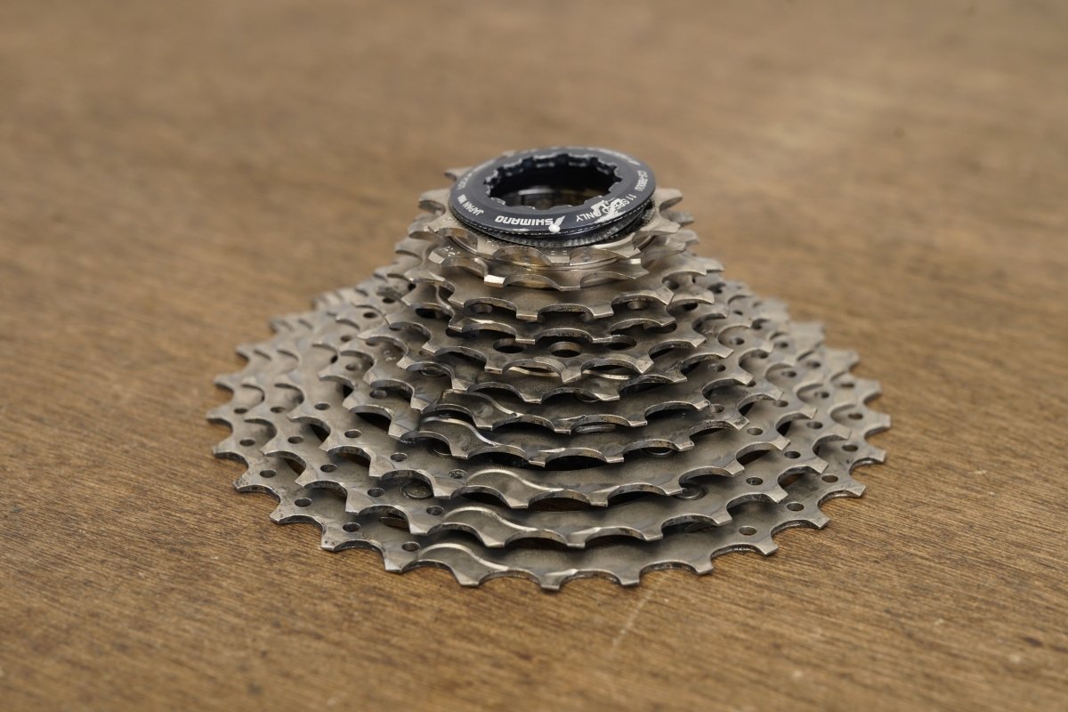 Shimano Ultegra R8050 Di2 11 Speed Electronic Rim Brake Road Groupset 8050