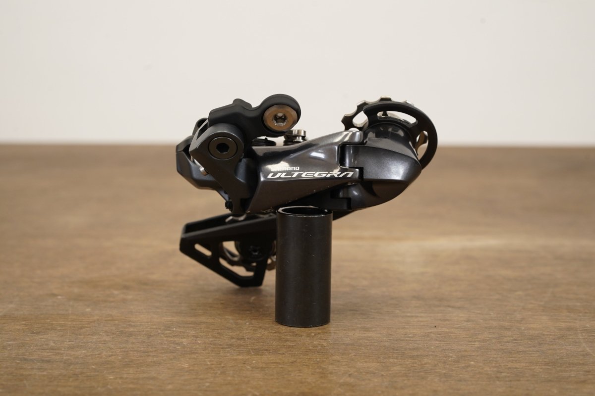 Shimano Ultegra R8050 Di2 GS 11 Speed Electronic Rim Brake Road Groupset 8050