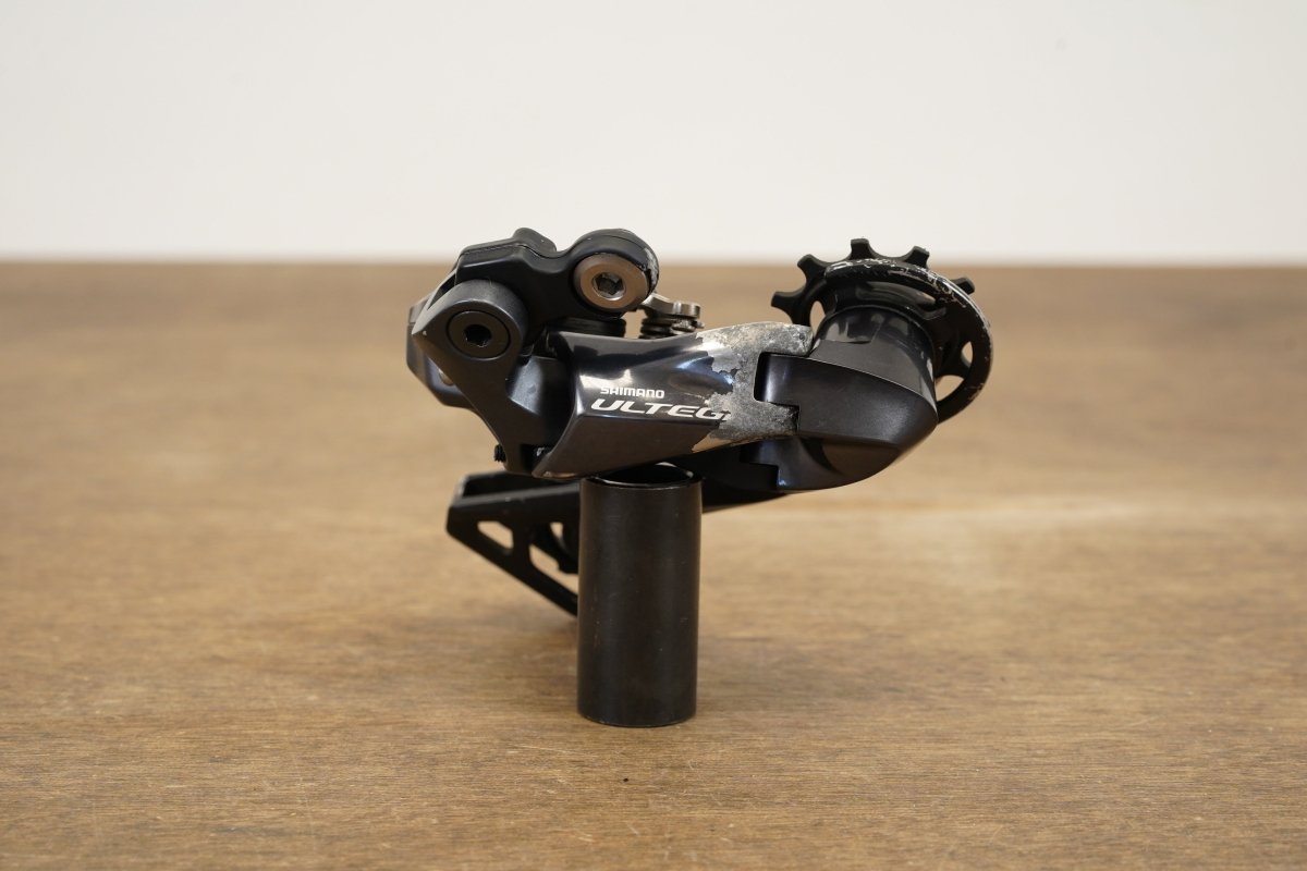 Shimano Ultegra R8050 Di2 GS 11 Speed Electronic Rim Brake Road Groupset 8050