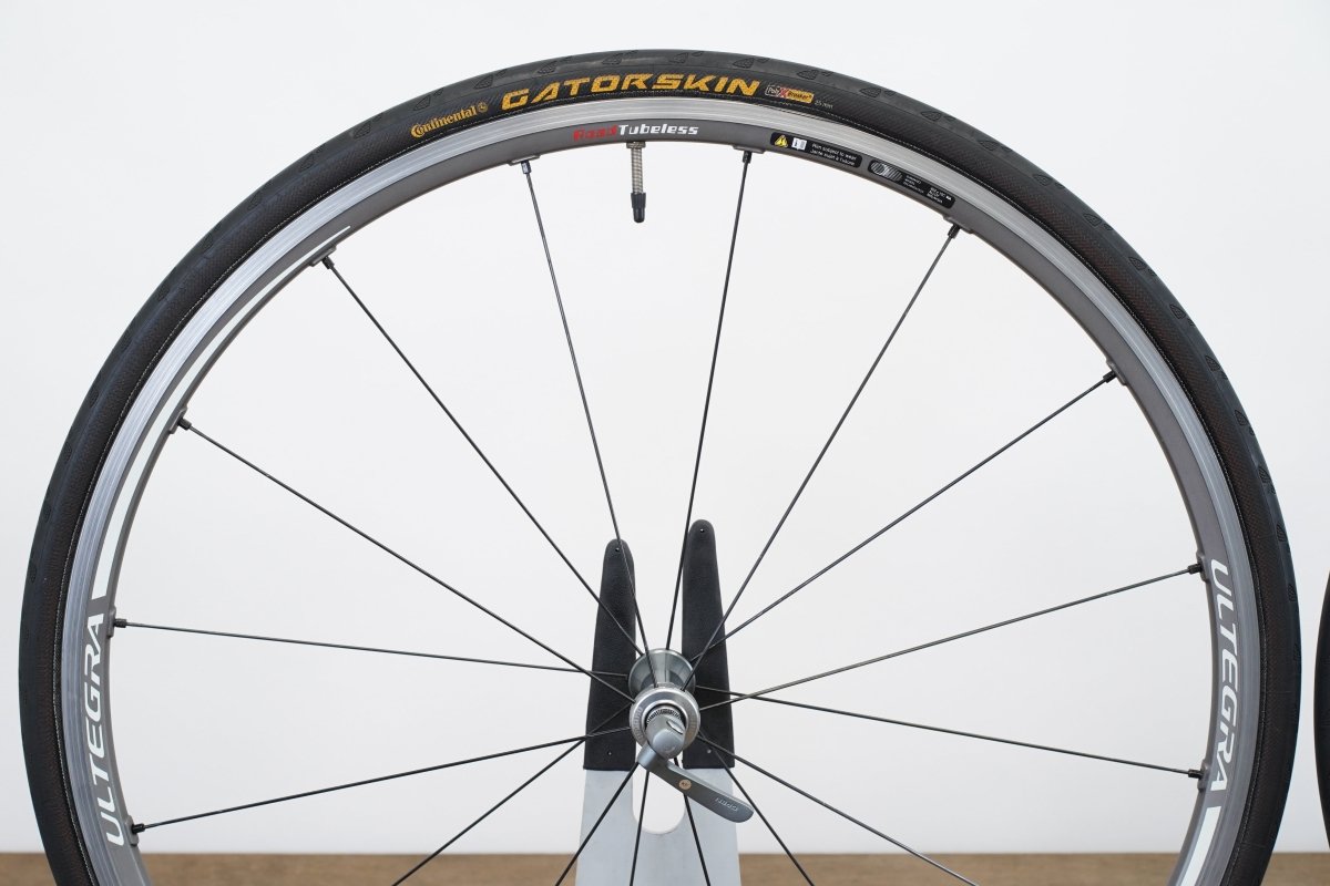 Shimano Ultegra WH-6700 Alloy Tubeless Clincher Rim Brake Wheelset 10 Speed