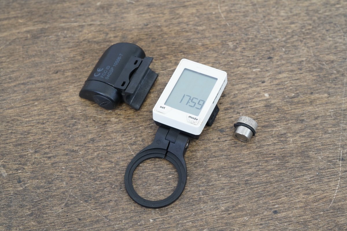 Specialized Sport Wireless Cycling GPS Computer + Mount + Sensor 62g