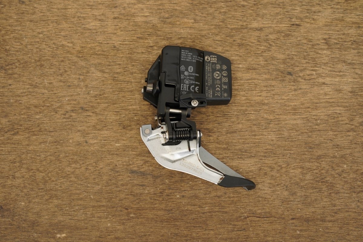 SRAM Red eTap AXS D1 Wireless Electronic Front Derailleur + Battery