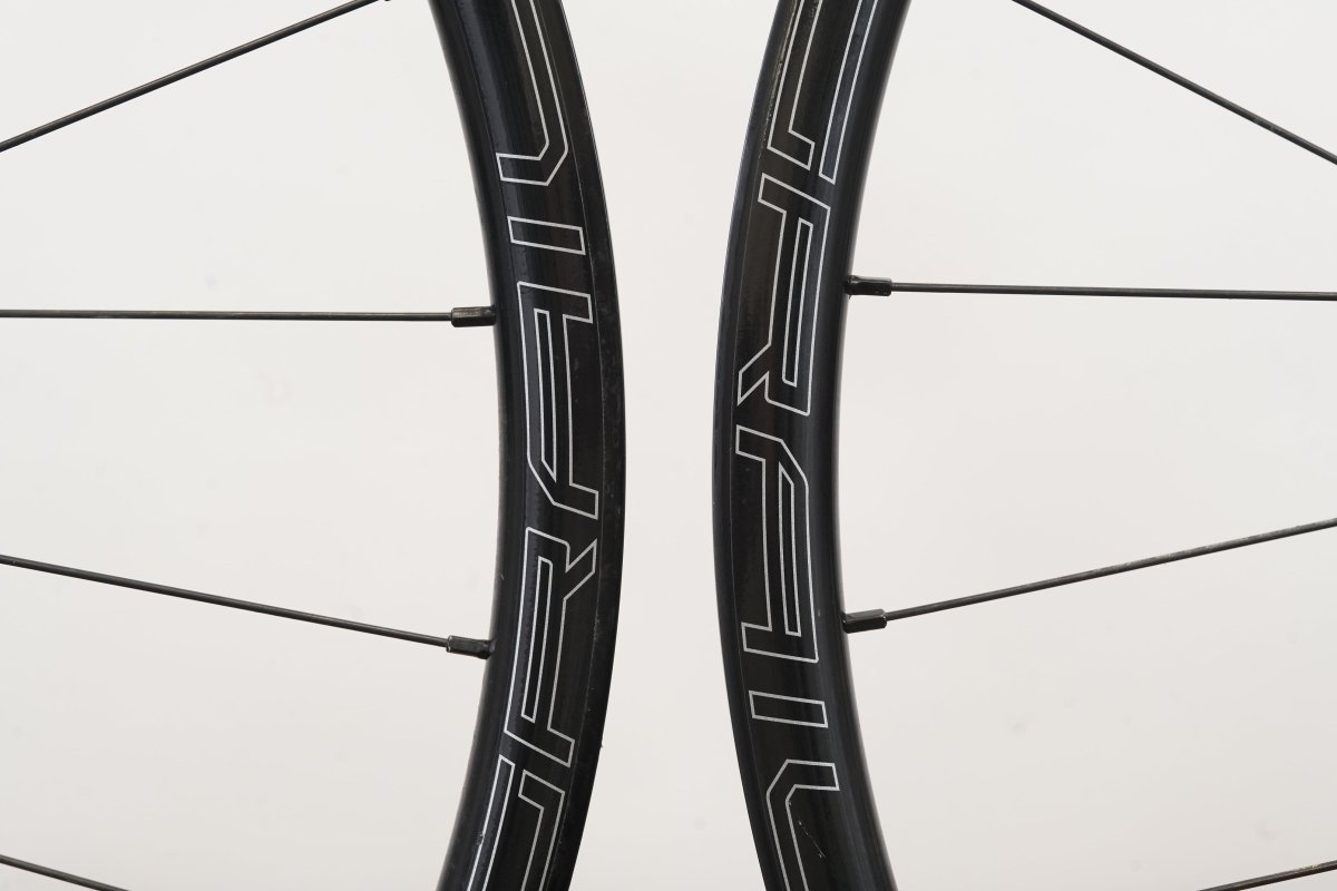 Stan's NoTubes ZTR Grail MK3 Gravel Alloy Tubeless Disc Wheelset 11 Speed