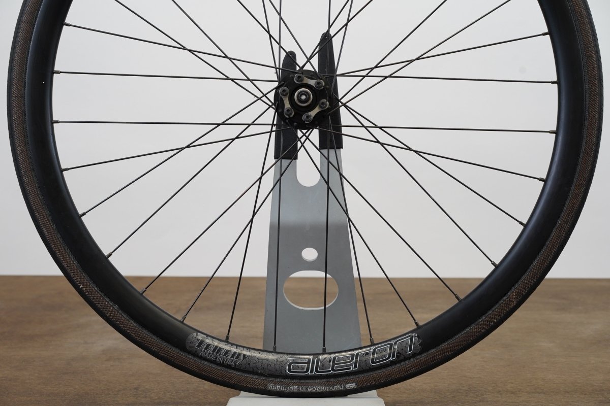 Velocity Aileron DT Swiss 350 Alloy Tubeless Clincher Disc Brake Wheelset 11 Speed