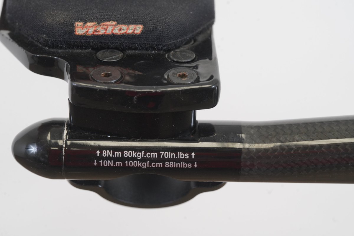 Vision Carbon Pro Carbon Extensions TT Triathlon Handlebar + Pads