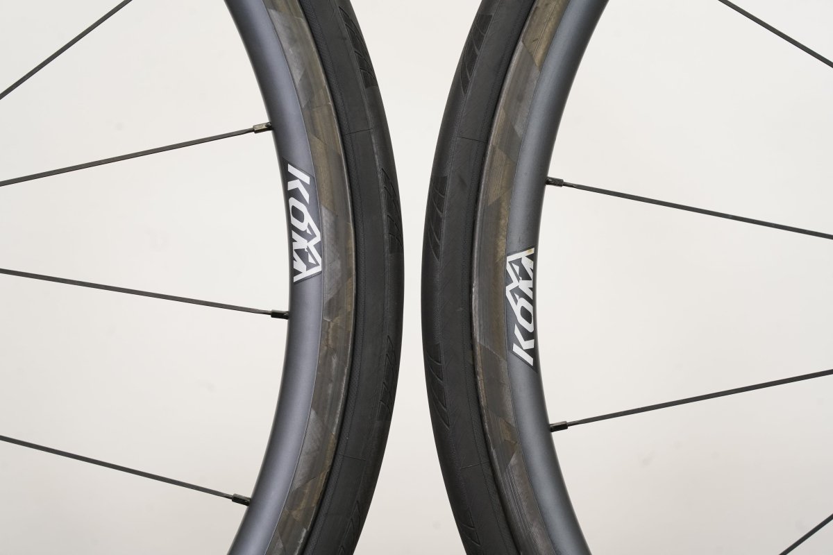 Vision KOM Carbon Tubeless Clincher Rim Brake Wheelset Shimano/SRAM 11 Speed