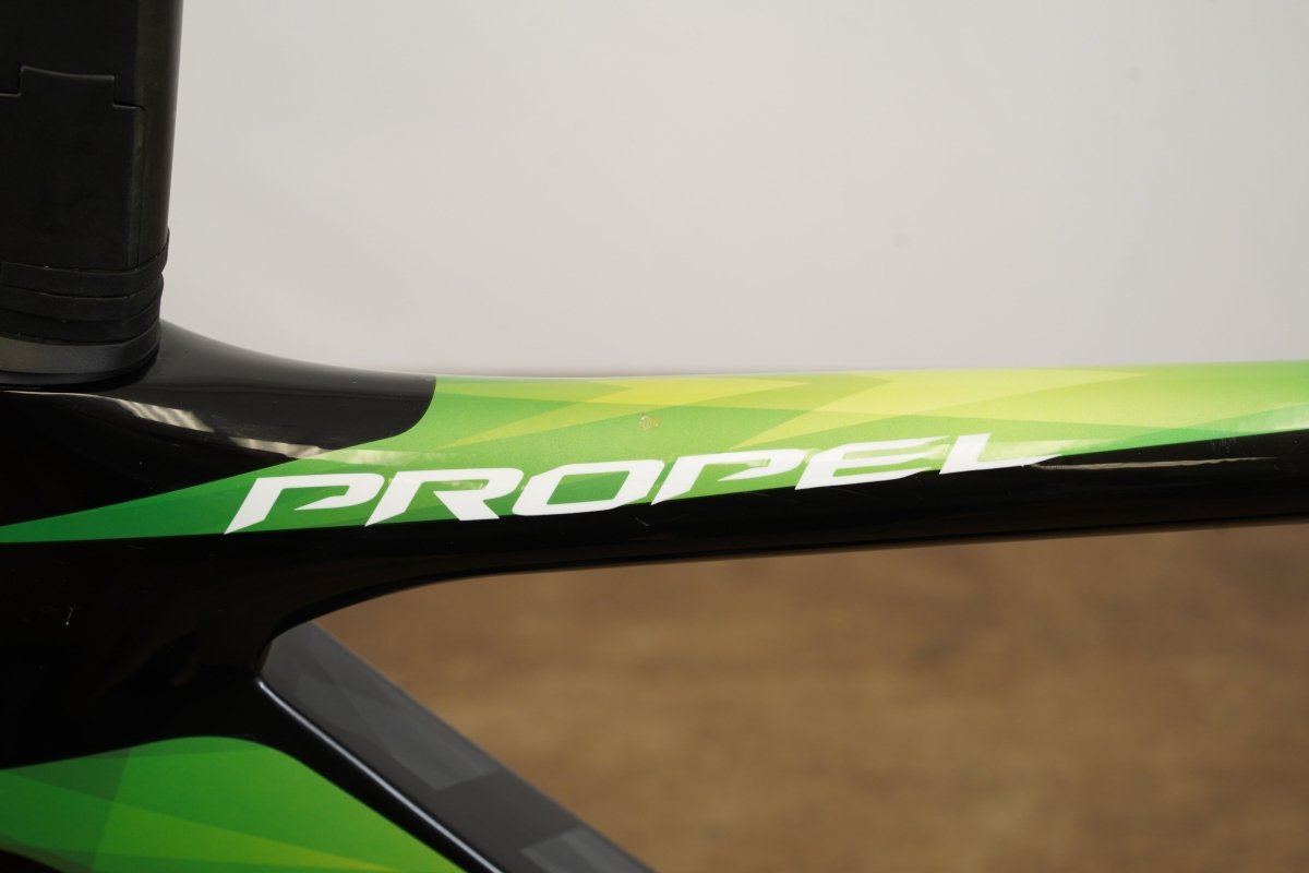 XS Giant Propel Advanced Pro Carbon Aero Disc Brake Road Frameset + Cockpit