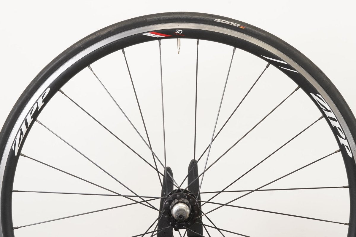 Zipp 30 Course Chris King R45 Alloy Clincher Rim Brake Wheelset 11 Speed