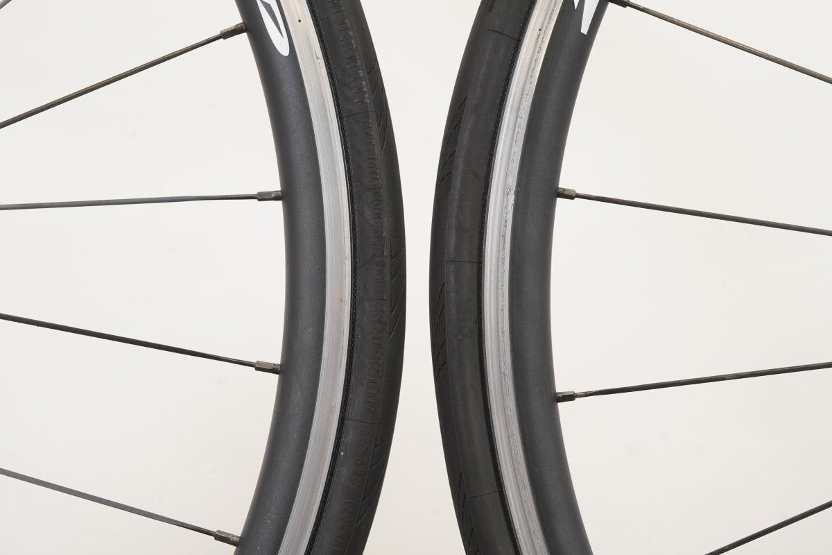 Zipp 30 Course Chris King R45 Alloy Clincher Rim Brake Wheelset 11 Speed
