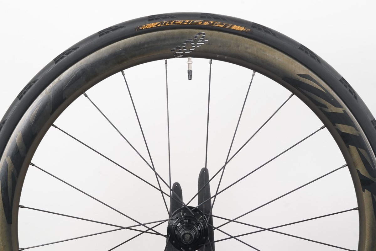 Zipp 302 Carbon Tubeless Clincher Disc Brake Wheelset SRAM XDR 12 Speed