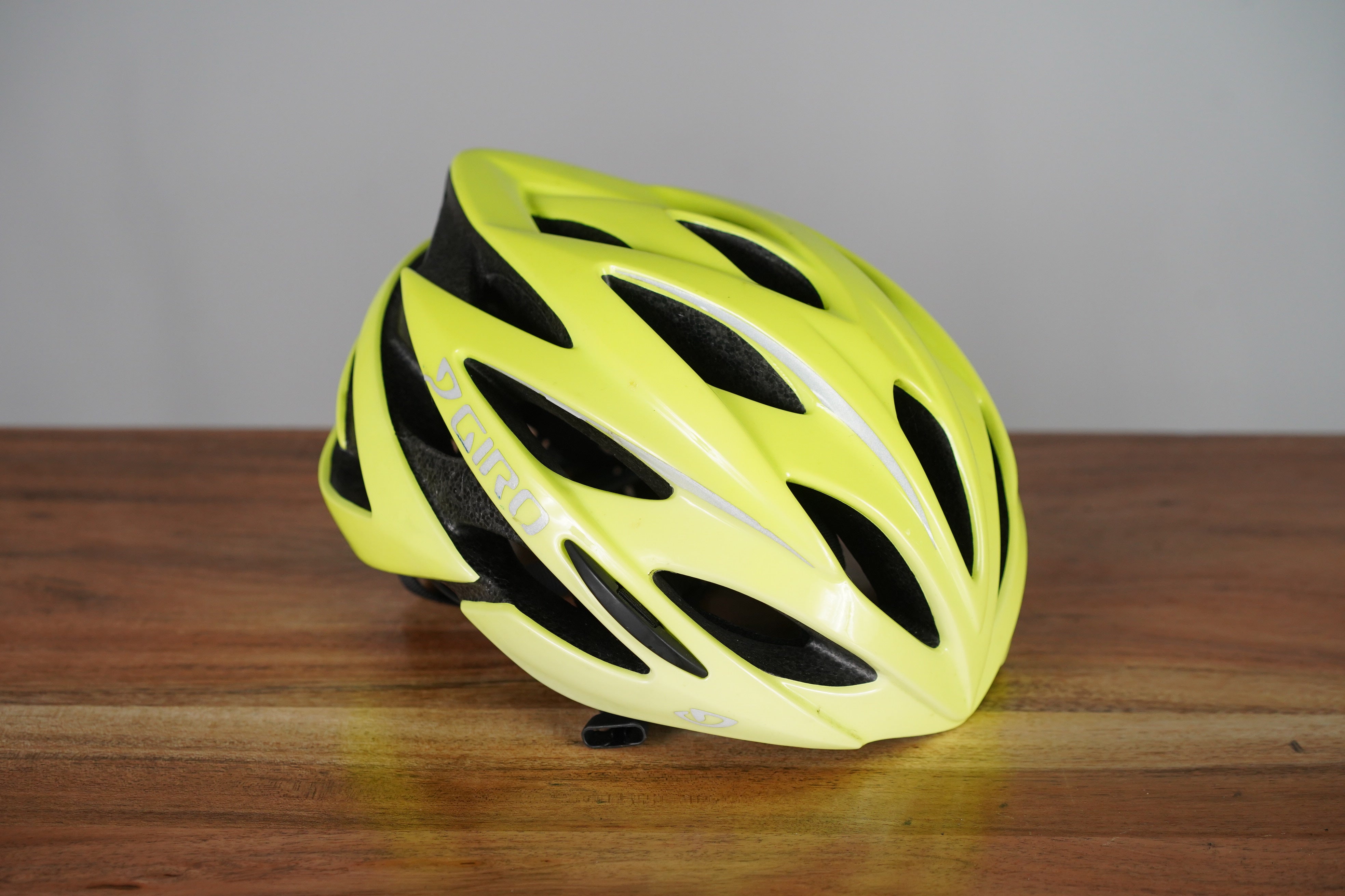 giro savant road helmet