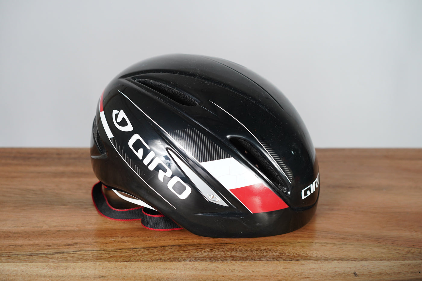 MEDIUM Giro Air Attack Aero Road Helmet (NO SHIELD)
