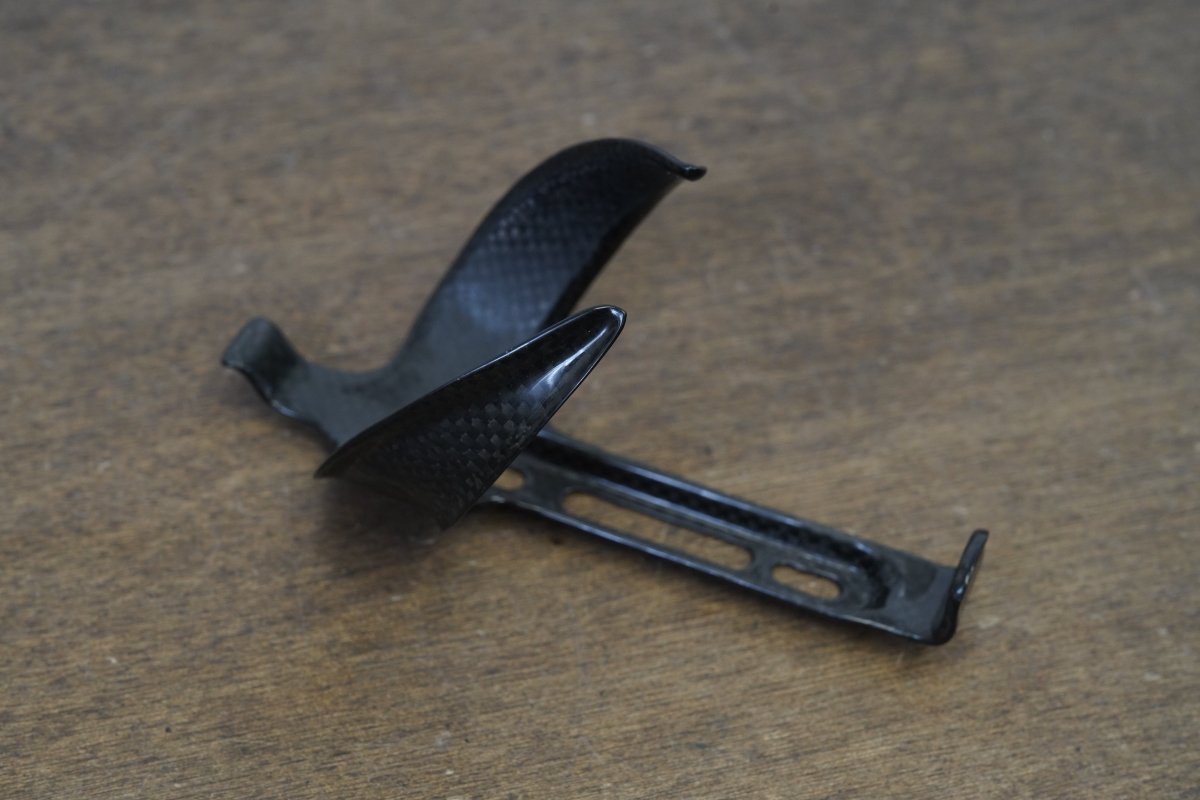 (1) Carbon Water Bottle Cage 17g