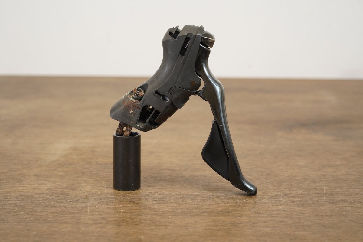 (1) RIGHT Shimano Dura-Ace ST-R9100 11 Speed Mechanical Rim Brake Shifter
