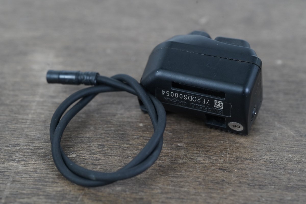 (1) Shimano SW-R600 Di2 Climbing Shifter