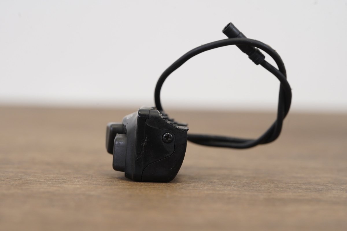 (1) Shimano SW-R600 Di2 Climbing Shifter