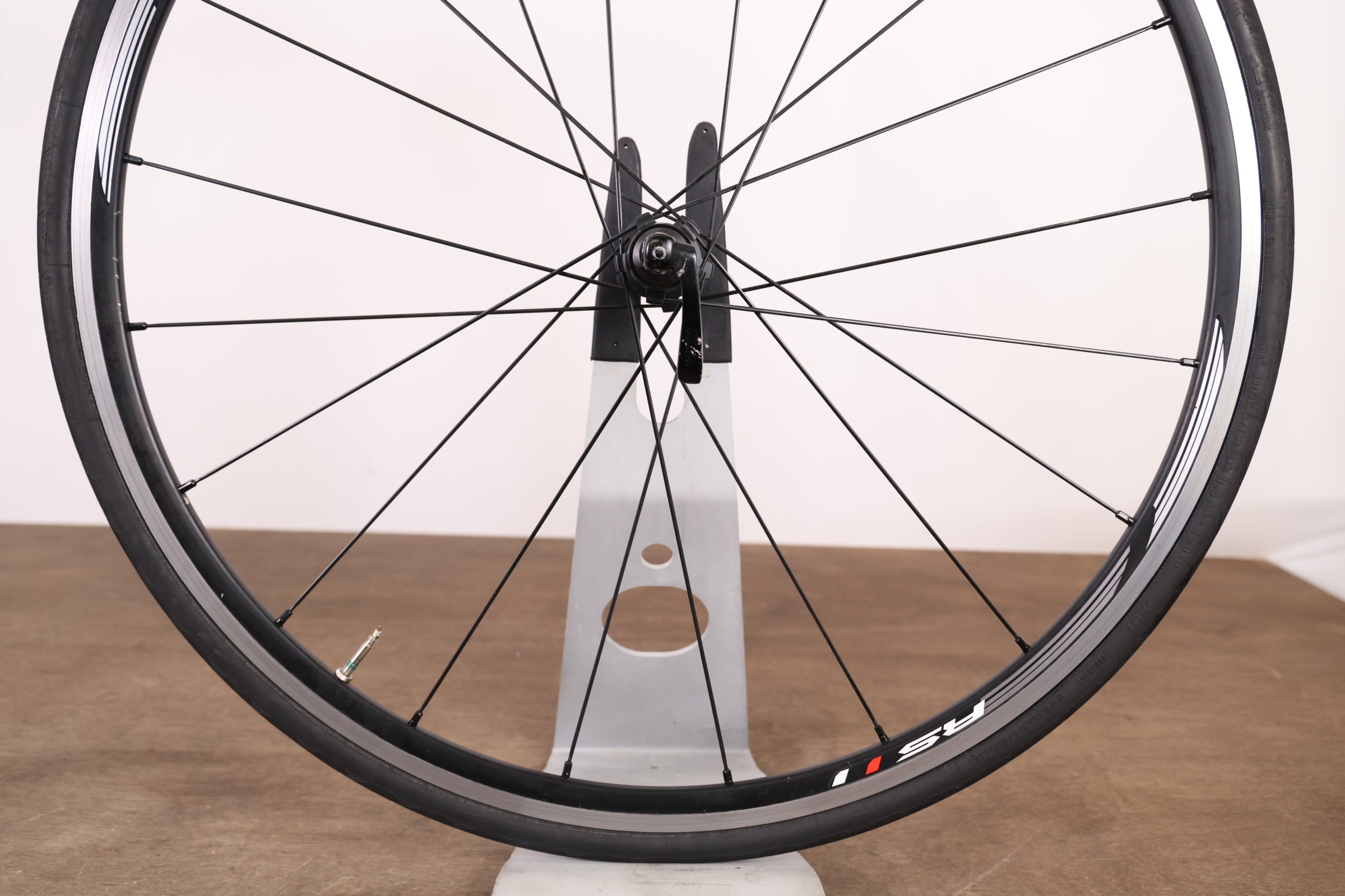 Shimano WH-RS11 Alloy Clincher Rim Brake Wheelset Shimano/SRAM 11