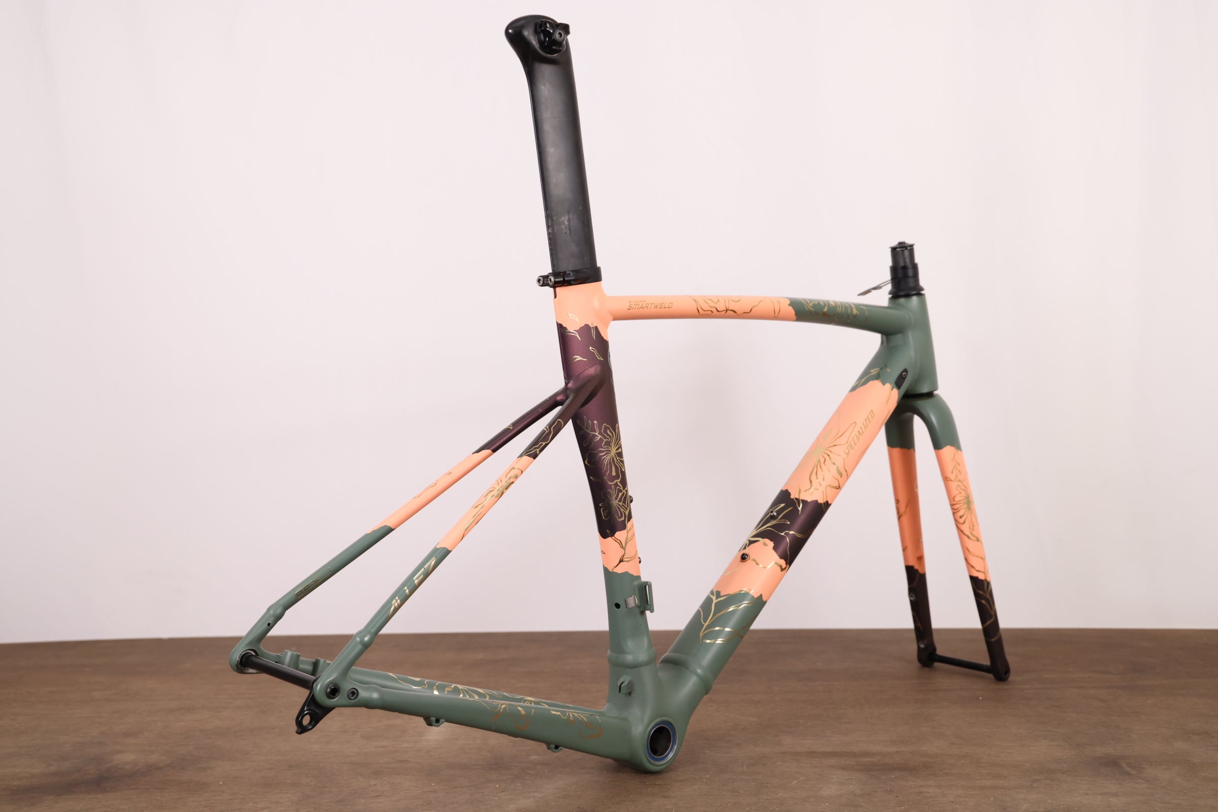 52cm Specialized Allez Sprint Forest Fire Alloy Disc Brake Road