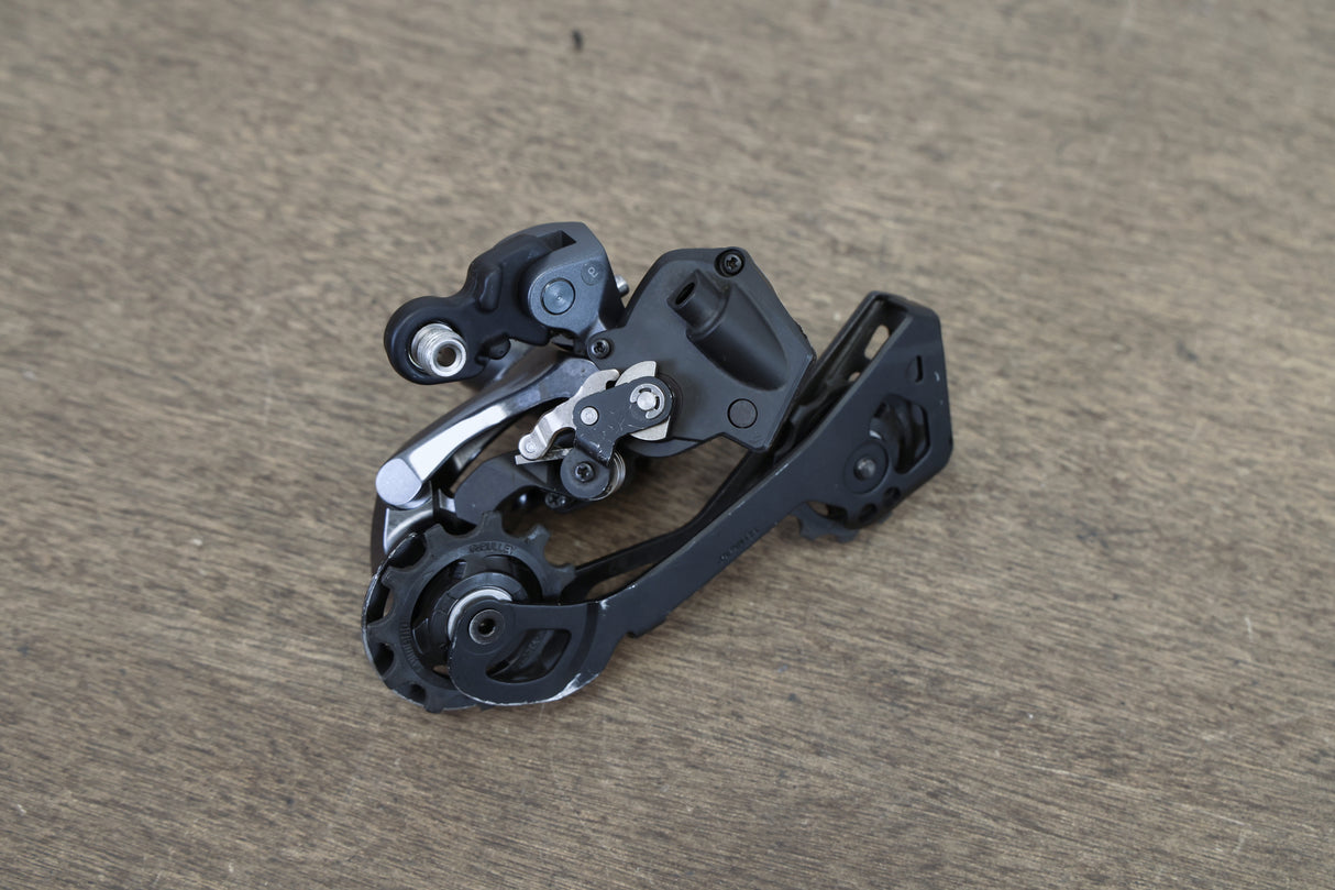 Shimano Ultegra R8070 Di2 GS 11 Speed Electronic Hydraulic Disc Brake Groupset 8070