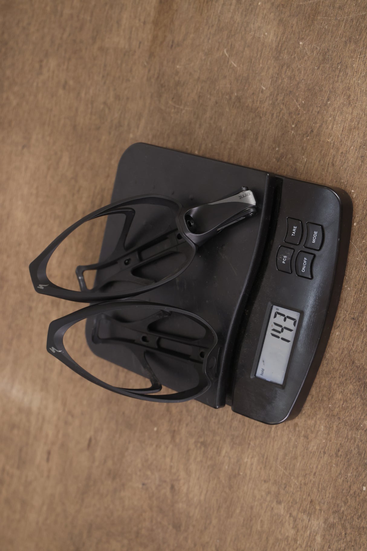 (2) Specialized Rib Cage II Water Bottle Cages + Multitool 143g