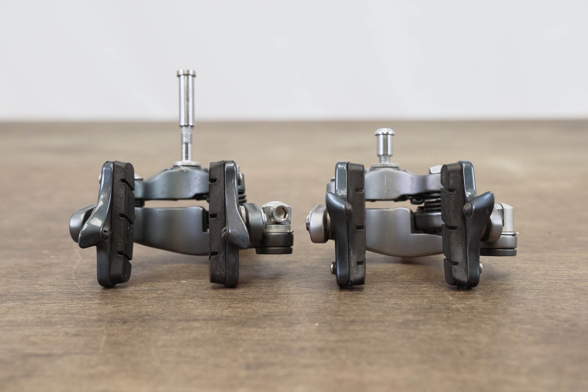 Shimano Ultegra 6870 Di2 11 Speed Electronic Rim Brake Road