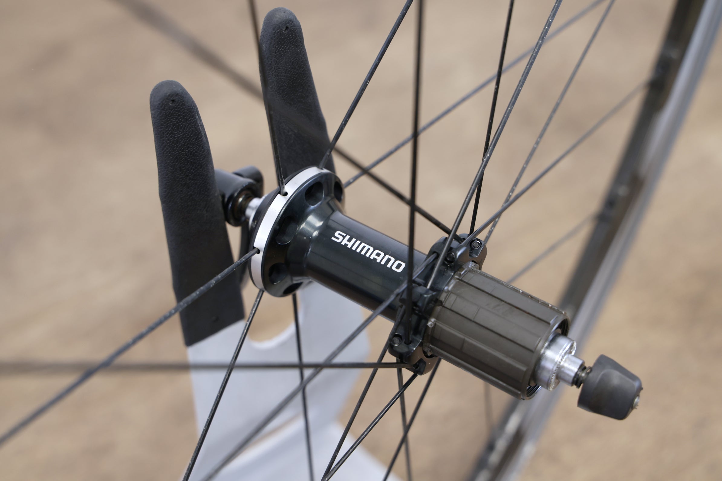 Shimano WH-RS81 C35 Carbon Alloy Clincher Rim Brake Wheelset 11