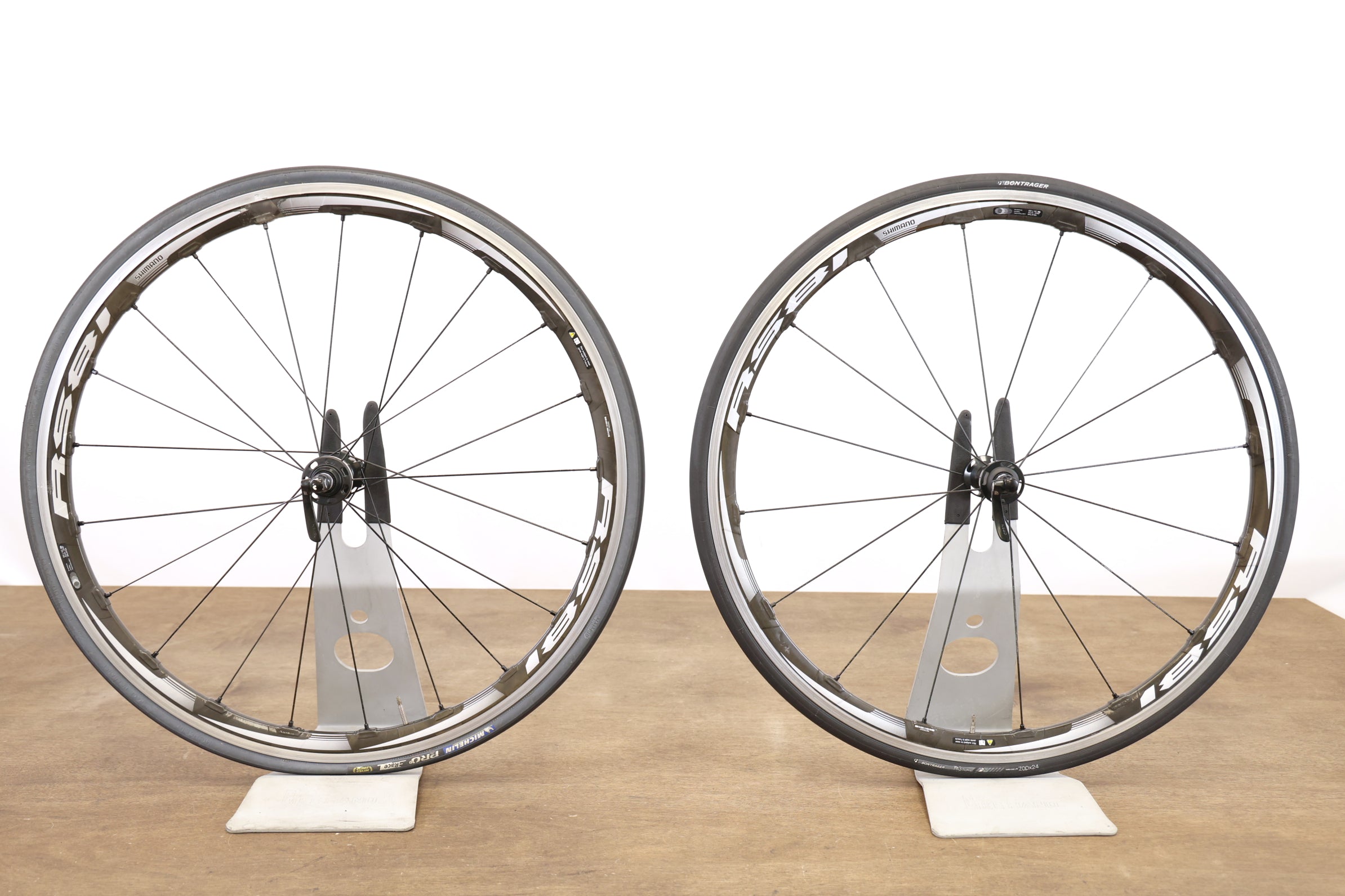 Shimano WH-RS81 C35 Carbon Alloy Clincher Rim Brake Wheelset 11