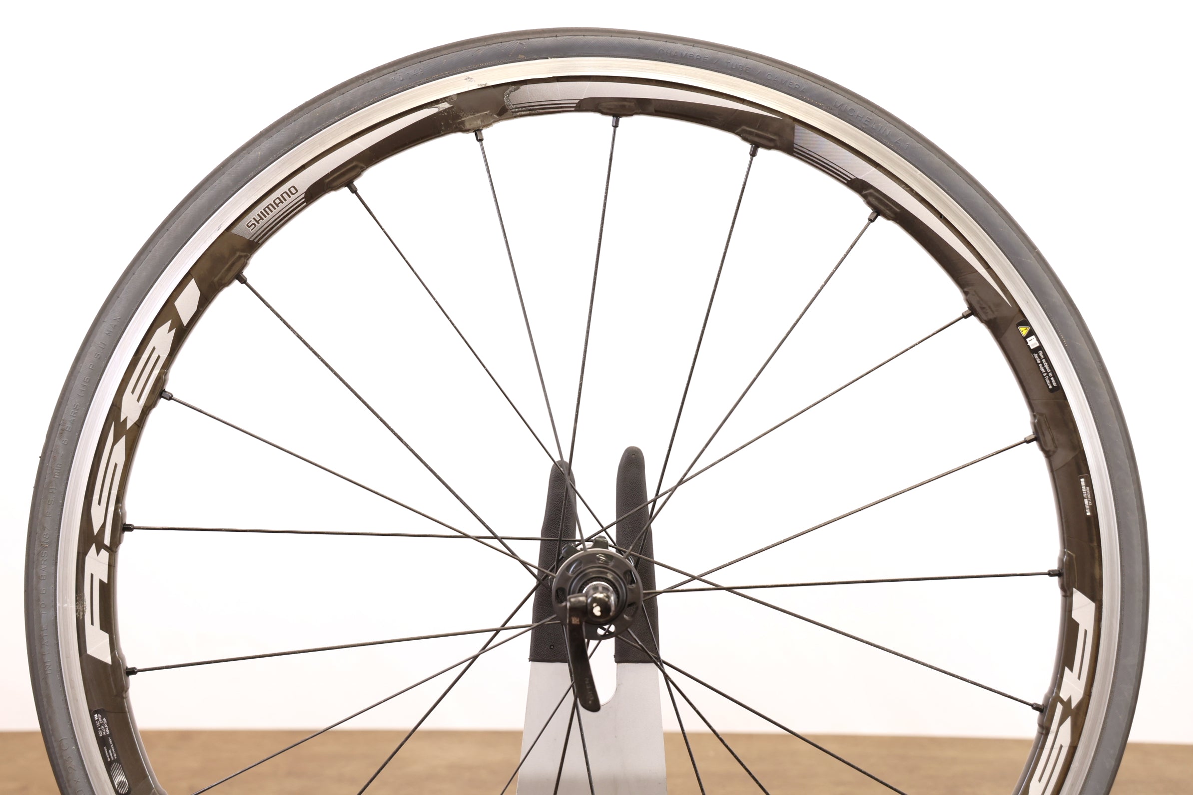 Shimano WH-RS81 C35 Carbon Alloy Clincher Rim Brake Wheelset 11