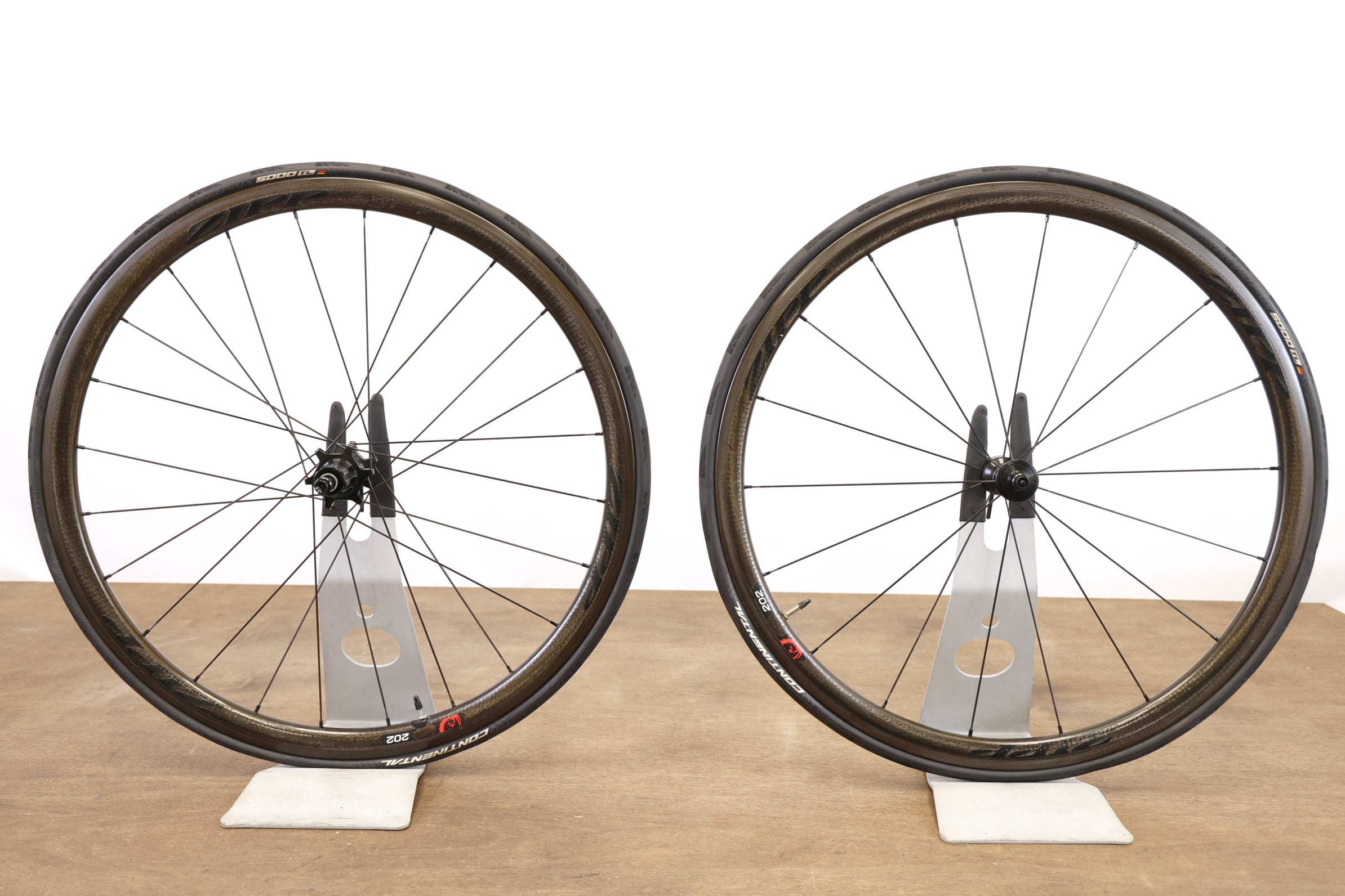 ZIPP 202 Firecrest　クリンチャー前後2本セット Zipp 202 Firecrest Carbon Clincher Wheels - Rotations Bicycle