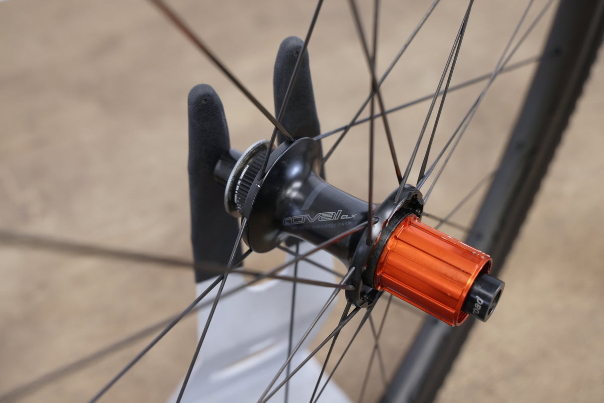 Roval CLX 32 Carbon Tubeless Clincher Disc Brake Wheelset Shimano/SRAM 11 Speed