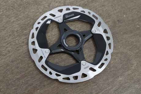 (1) 160mm Shimano XTR RT-MT900-S Center Lock Disc Brake Rotor