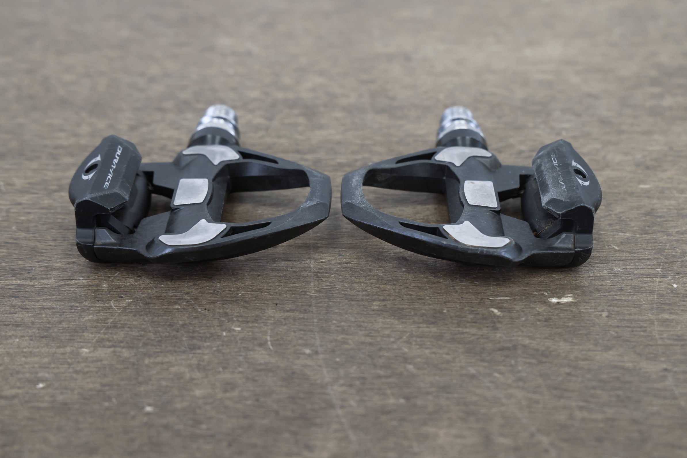 Shimano Dura-Ace PD-R9100 SPD-SL +4mm Carbon Clipless Road Bike