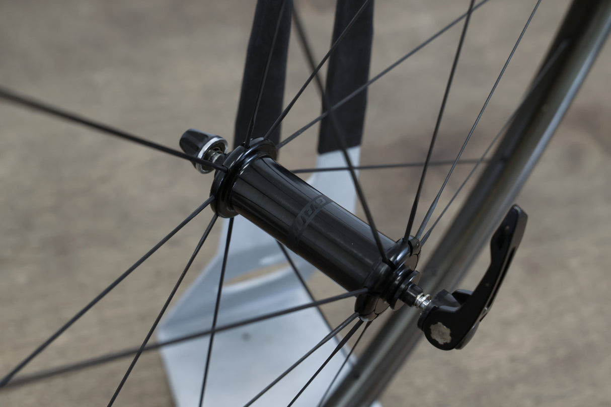 Giant SLR One Carbon Tubeless Rim Brake Wheelset Shimano/SRAM 11 Speed