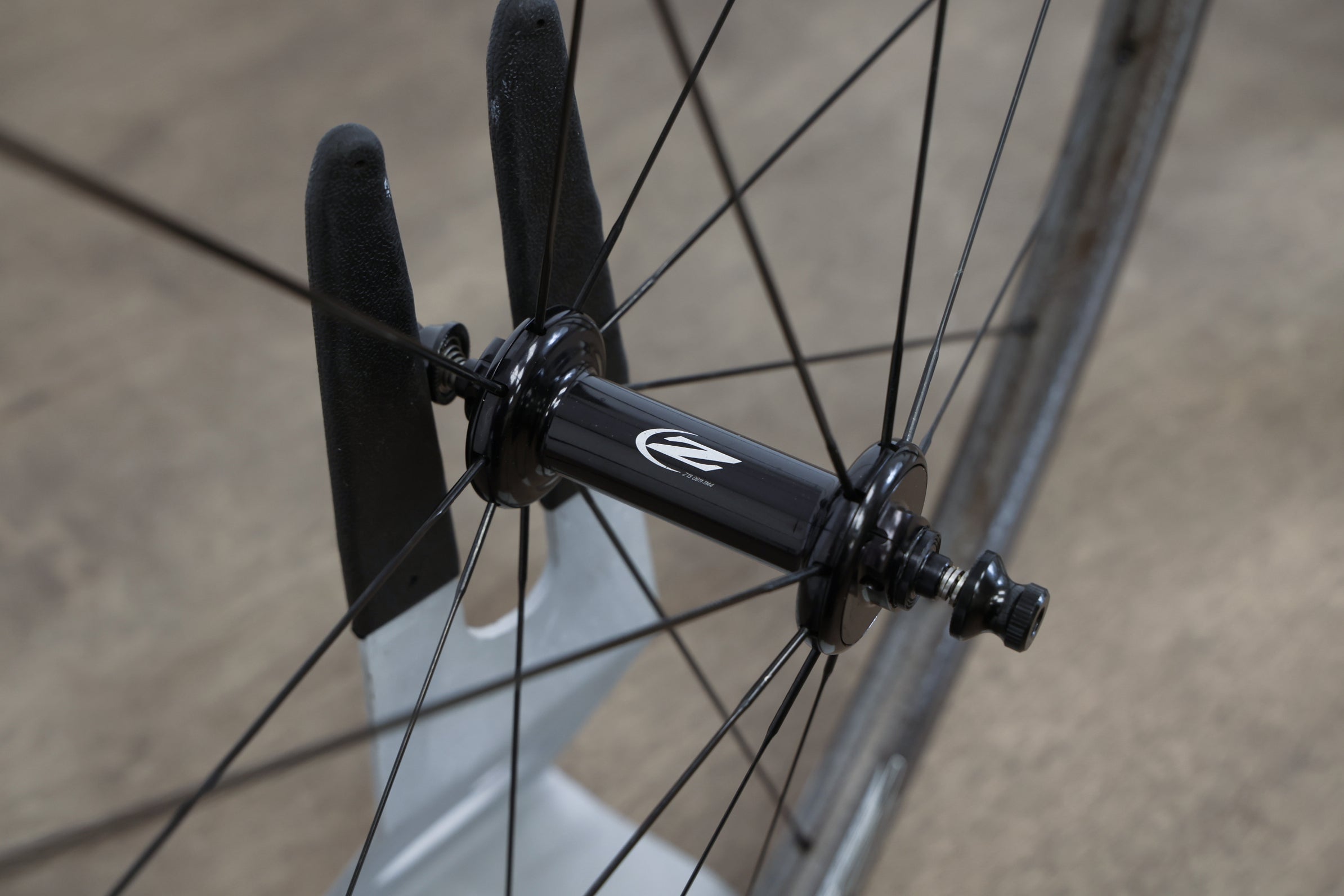 Zipp 303 Firecrest 88/188 Carbon Clincher Rim Brake Wheelset 10