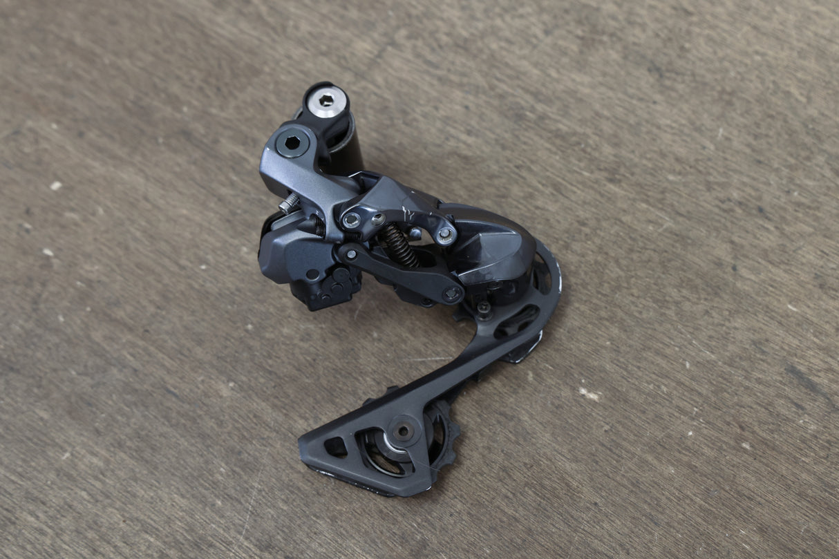 Shimano Ultegra R8050 Di2 11 Speed Electronic Rim Brake Road Groupset 8050