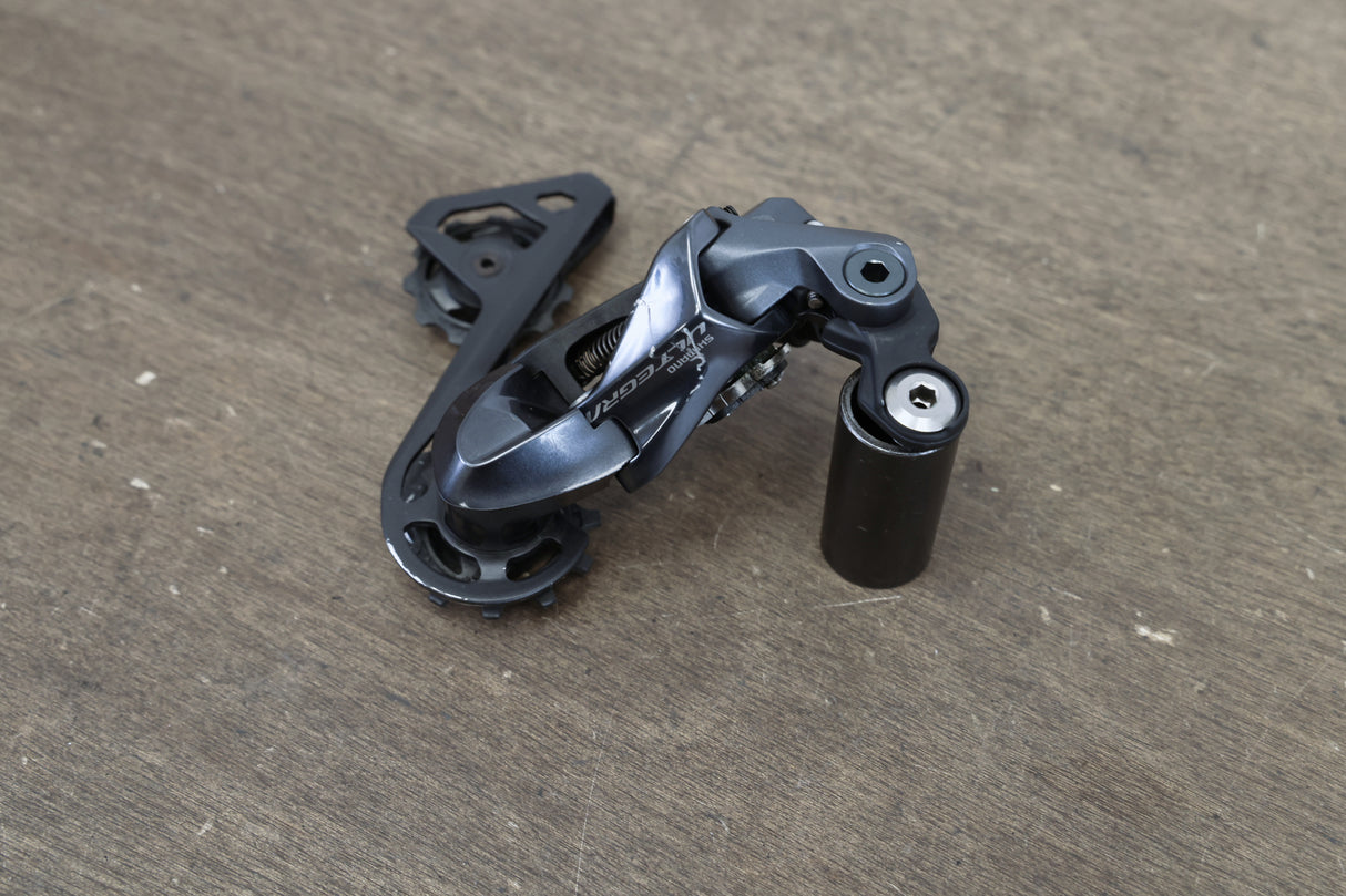 Shimano Ultegra R8050 Di2 11 Speed Electronic Rim Brake Road Groupset 8050