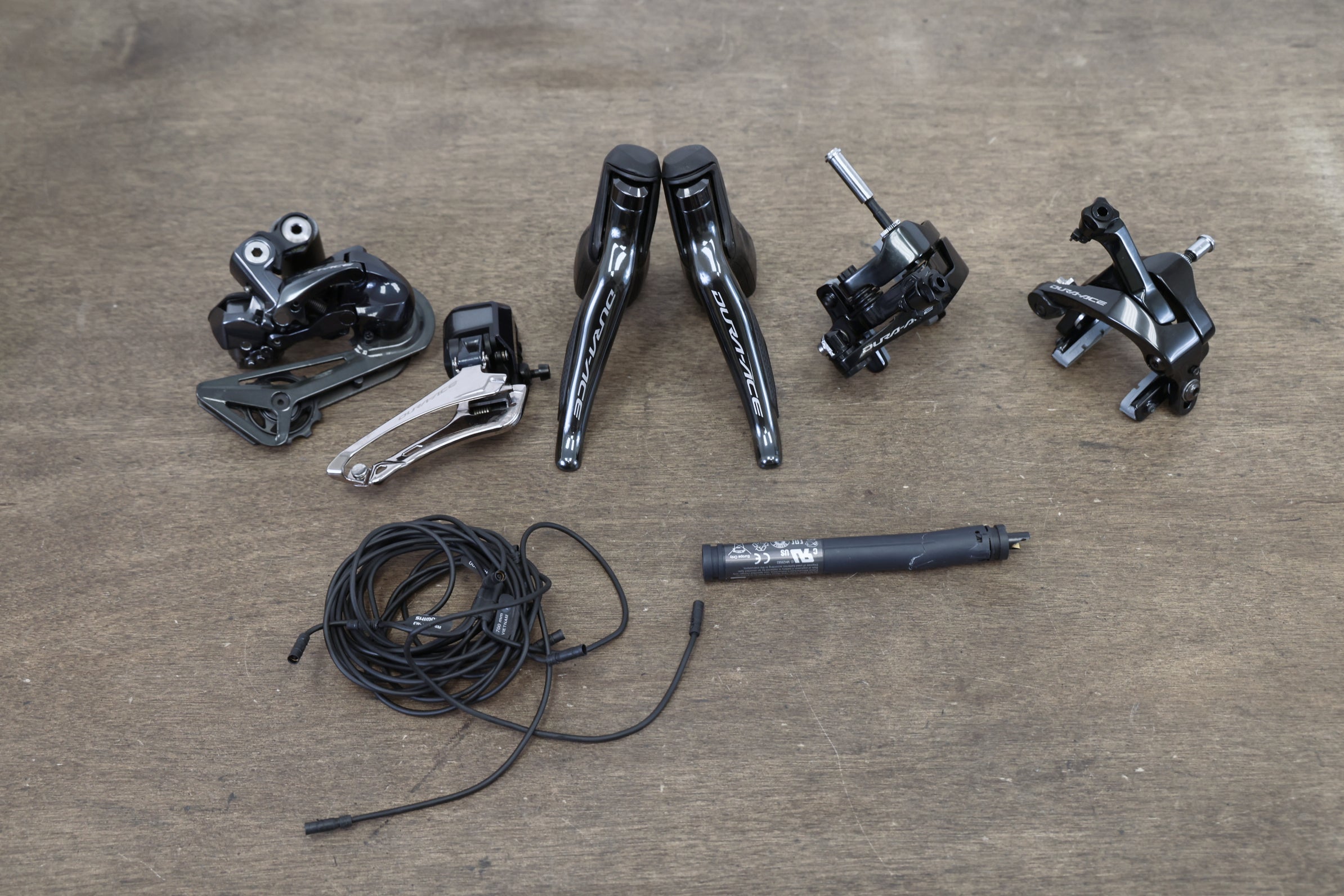 パーツ Shimano Dura-ace ST-R9150 11s DI2 Amazon.com: SHIMANO Dura-Ace St-9150 Di2 Shift/Brake Lever Black