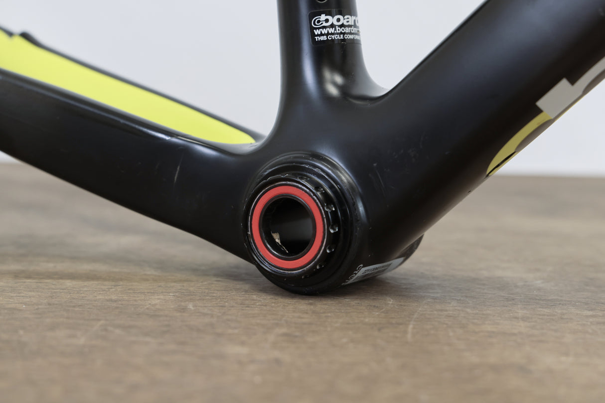 56cm Boardman CXR 9.8 Carbon Disc Brake Road Frameset